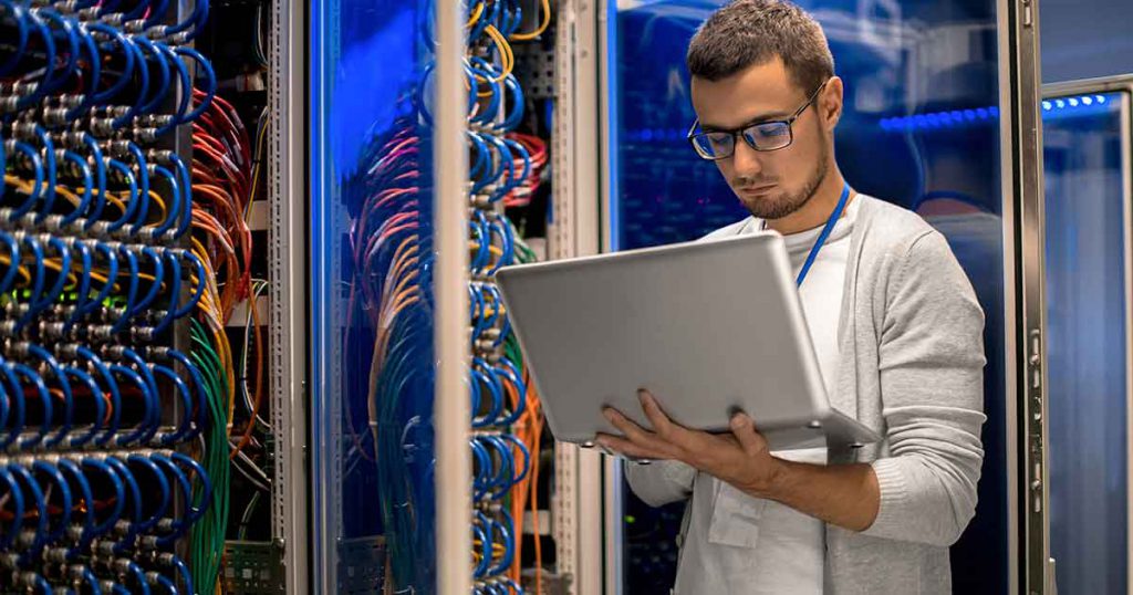 Conheca-o-trabalho-de-um-tecnico-em-informatica-2-1024×538